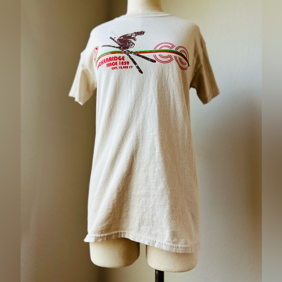 SOLD in bundle Vintage Breckenridge Ski Tee - Picture 2 of 7